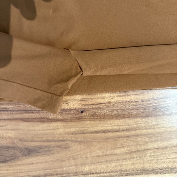 SKIMS soft smoothing seamless t-shirt in copper size LARGE NWOT - Picture 6 of 7